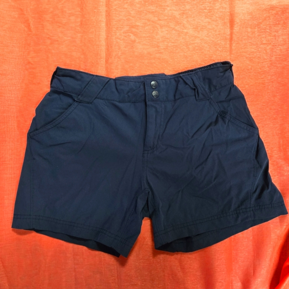 Columbia Women's PFG fishing shorts